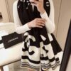 European Edition Exclusive 🌹🌹🌹 New Style Coco Chanel Cashmere-Like Yarn Jacquard Scarf 🧣 Fashionable Luxury Brand Style, Exquisite Craftsmanship, In Stock. Excellent Fit and Drape. High Cost-Performance for Gifting or Personal Use. Size: Approx 180×65 cm, Weight: 320g+