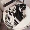 European Edition Exclusive 🌹🌹🌹 New Style Coco Chanel Cashmere-Like Yarn Jacquard Scarf 🧣 Fashionable Luxury Brand Style, Exquisite Craftsmanship, In Stock. Excellent Fit and Drape. High Cost-Performance for Gifting or Personal Use. Size: Approx 180×65 cm, Weight: 320g+