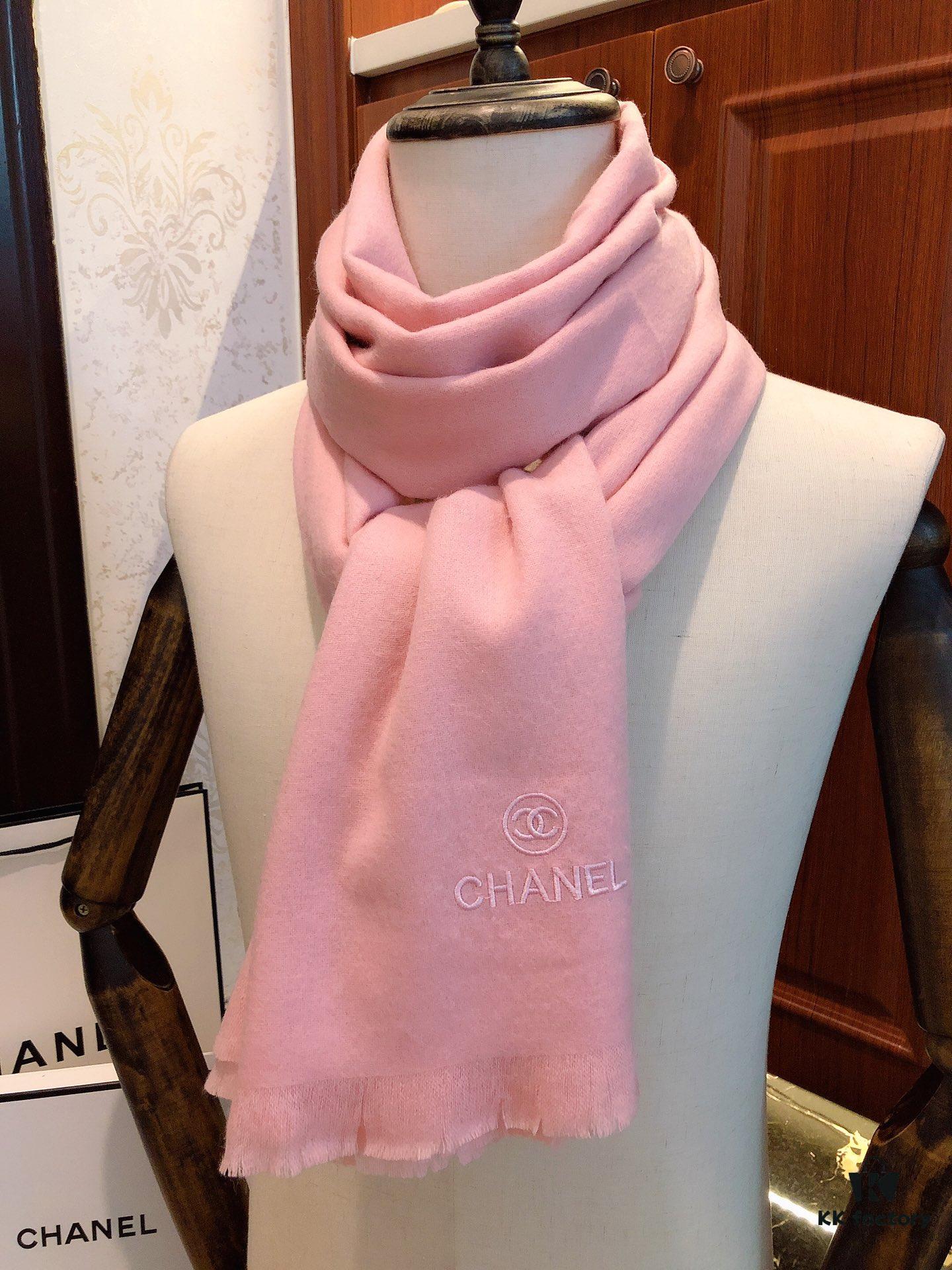 Chanel New Top-Tier Exquisite Angora Wool Unisex Style Limited at Boutiques