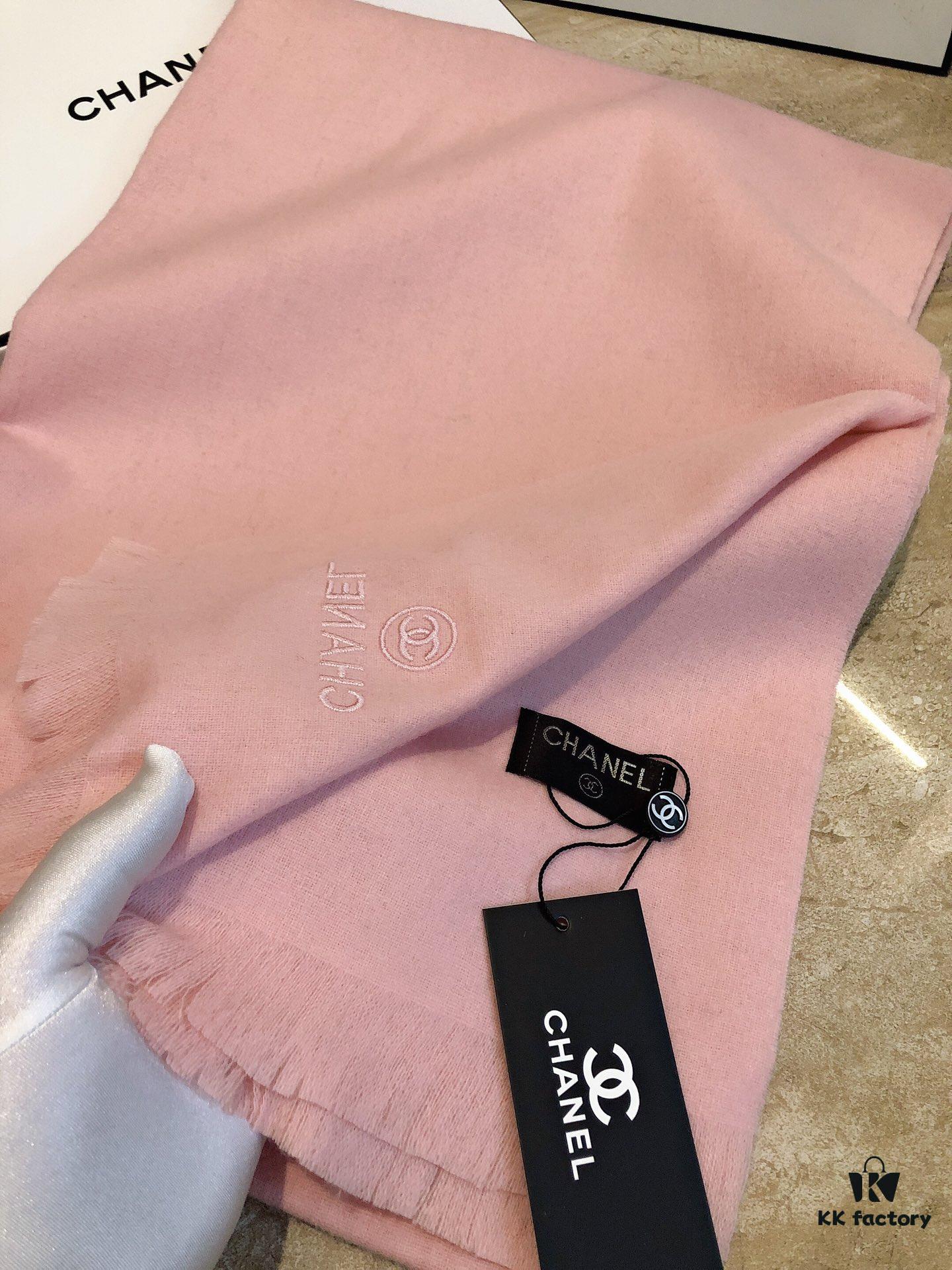 Chanel New Top-Tier Exquisite Angora Wool Unisex Style Limited at Boutiques