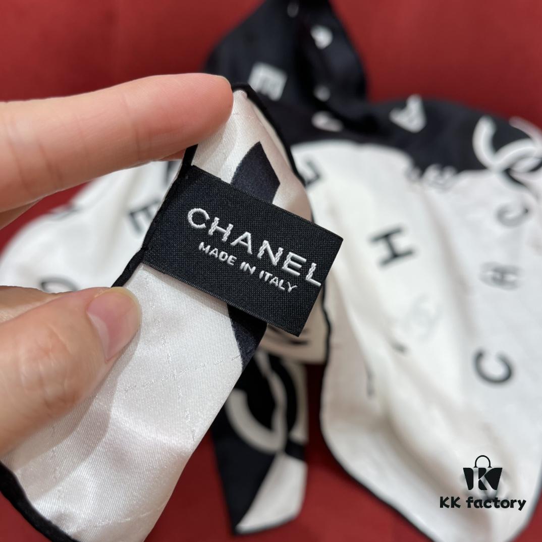 CHANEL Silk Scarf – Highly Anticipated, Absolutely Stunning, Beautiful in Any Style, 100% Genuine Silk, 90*90cm