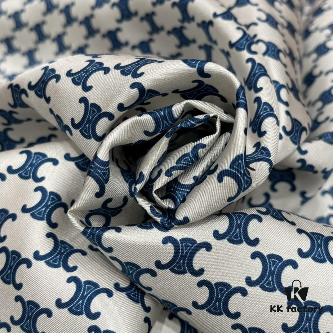 CELINE Iconic Arch and Chain Elements, Fresh and Vibrant - 90x90cm 100% Mulberry Silk