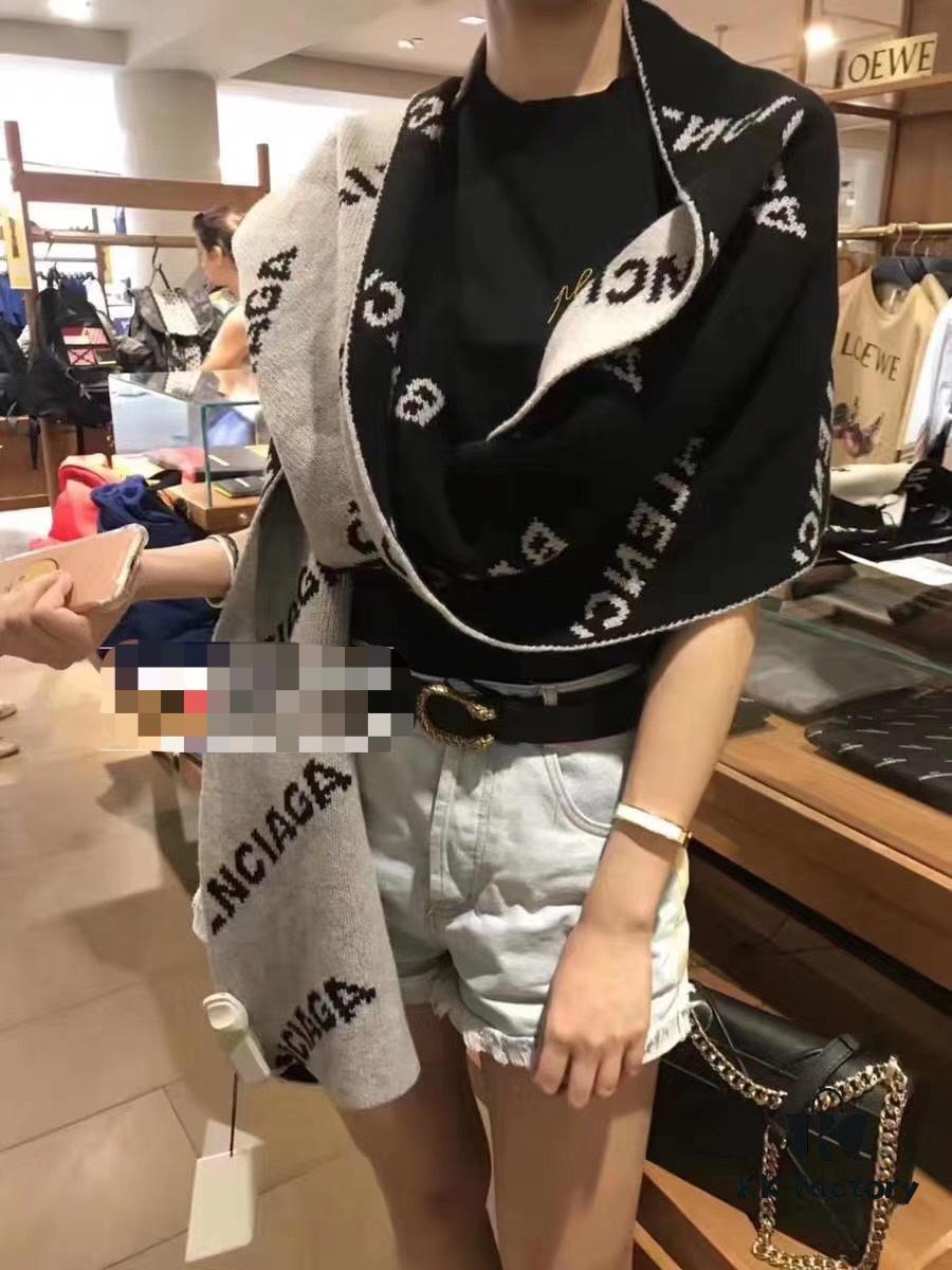 Authentic Balenciaga OEM Cashmere Knit Scarf, Black and White Reversible Double-Sided Jacquard Design, 185*38 cm