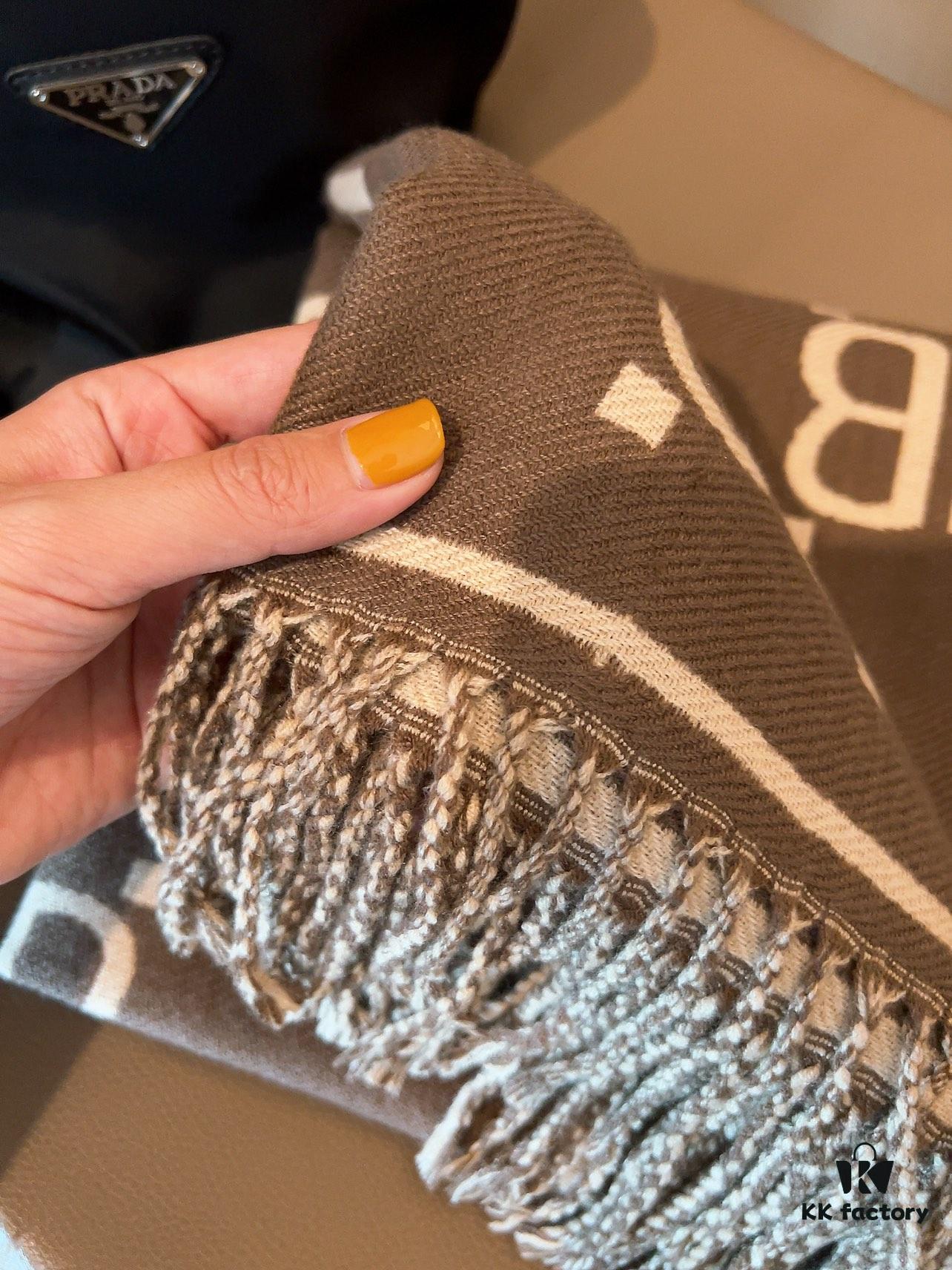 Balenciaga Gucci Collaborative Scarf - A Must-Have Fashion Statement Piece Loved by Celebrities