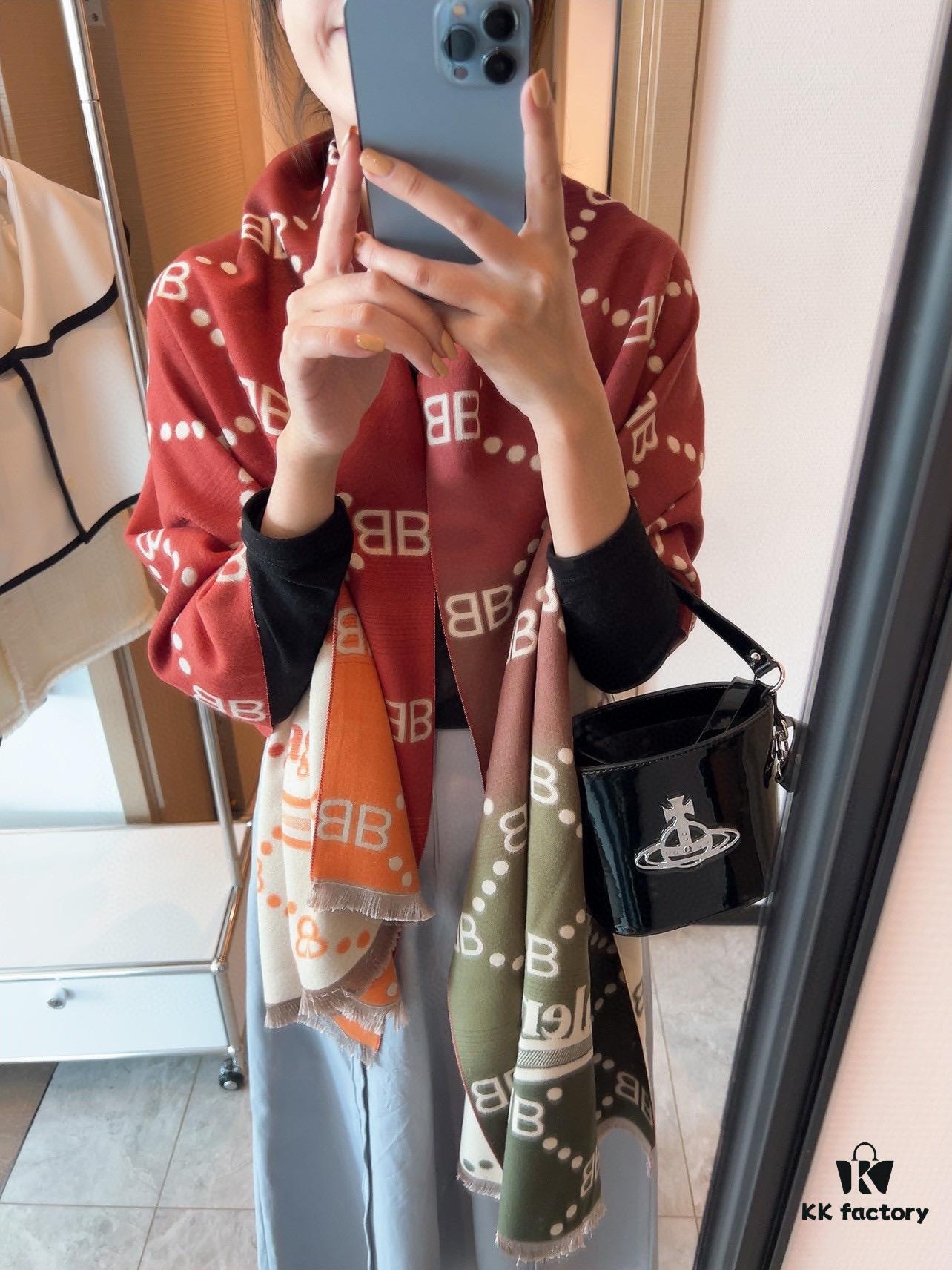 Authentic Balenciaga Gucci Collaboration Scarf - Celebrity-Favorite Luxury Fashion Item