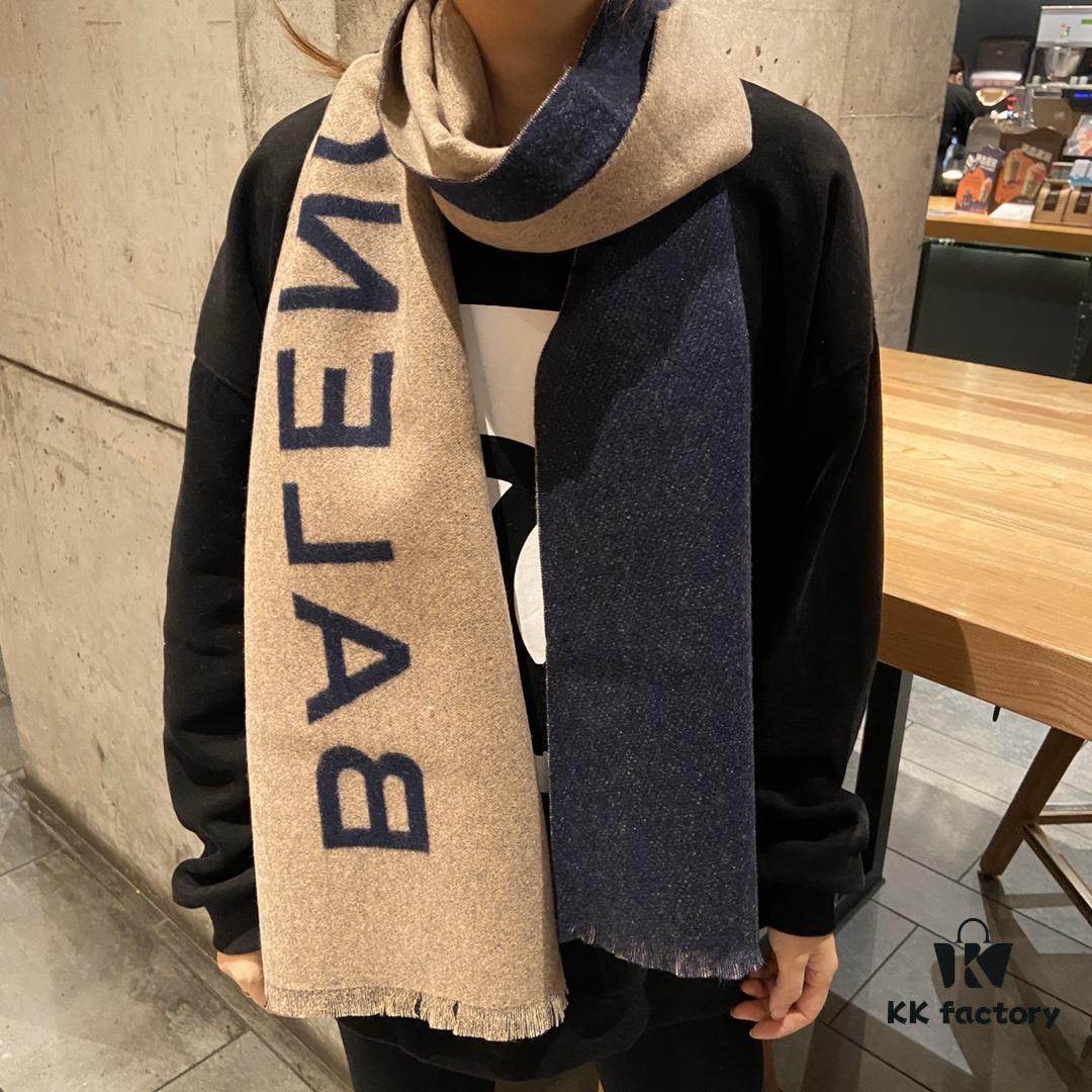 Balenciaga Classic Letter Double-Sided Cashmere Scarf