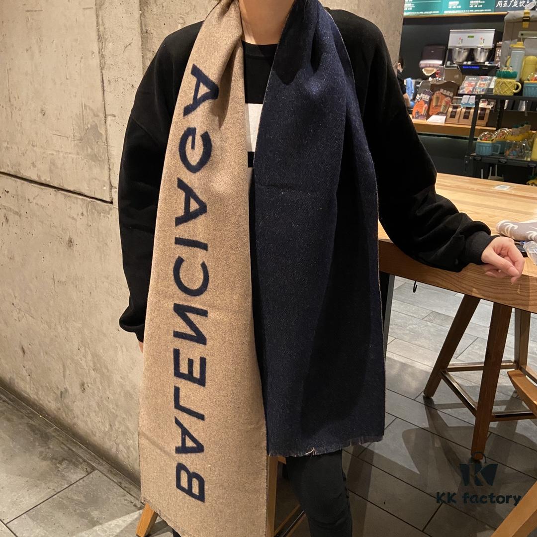 Balenciaga Classic Letter Double-Sided Cashmere Scarf