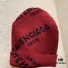 Balenciaga Hat, a Timeless Symbol of Fashion and Youth, Perfect Black and White Combination, Essential for Trendsetters! 100% Cashmere, Elegant Logo Jacquard, Soft and Skin-Friendly Texture