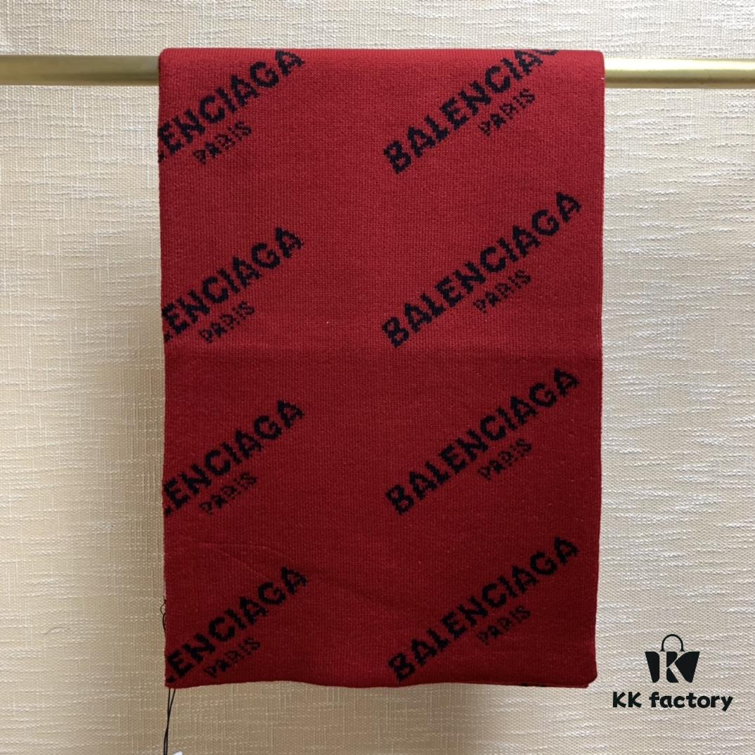 Balenciaga, synonymous with fashion and youth, perfect black and white combination, a must-have for trendsetters! 100% cashmere! Elegant logo jacquard! Soft and skin-friendly texture! New autumn/winter scarf (boutique style) 38:220 cm long scarf!