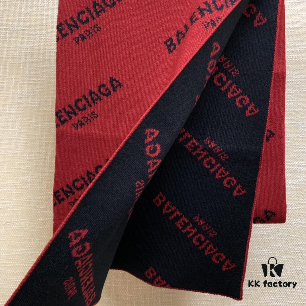 Balenciaga, synonymous with fashion and youth, perfect black and white combination, a must-have for trendsetters! 100% cashmere! Elegant logo jacquard! Soft and skin-friendly texture! New autumn/winter scarf (boutique style) 38:220 cm long scarf!