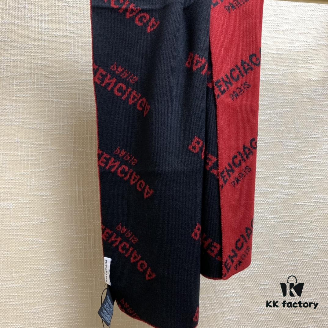Balenciaga, synonymous with fashion and youth, perfect black and white combination, a must-have for trendsetters! 100% cashmere! Elegant logo jacquard! Soft and skin-friendly texture! New autumn/winter scarf (boutique style) 38:220 cm long scarf!