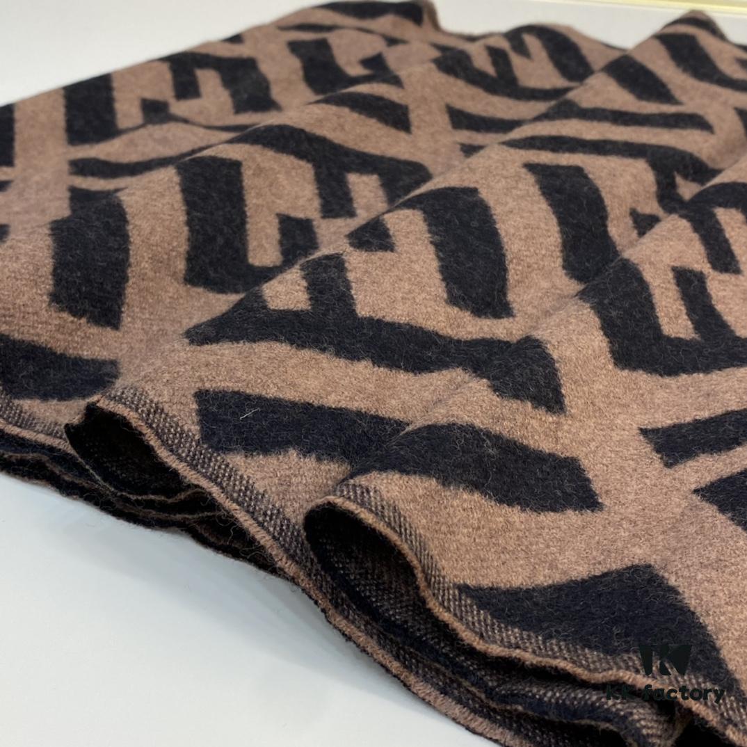 FENDI Large F Tassel Long Scarf 45*170cm 100% Cashmere