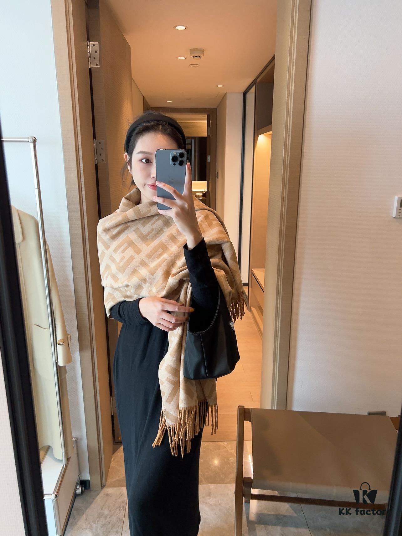 FENDI Latest Scarf, Super Soft and Stylish Double-Sided Design