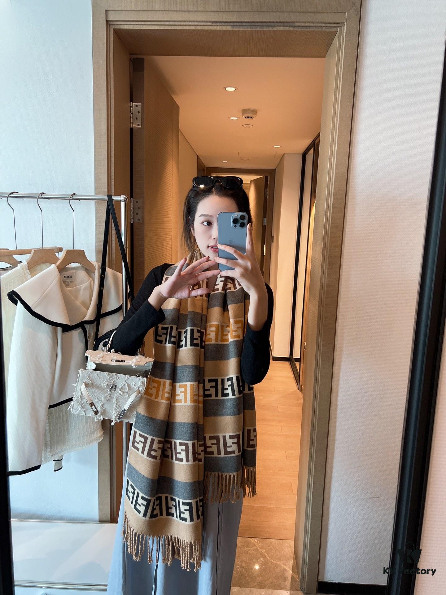 FENDI Winter New Arrival FF Monogram Scarf