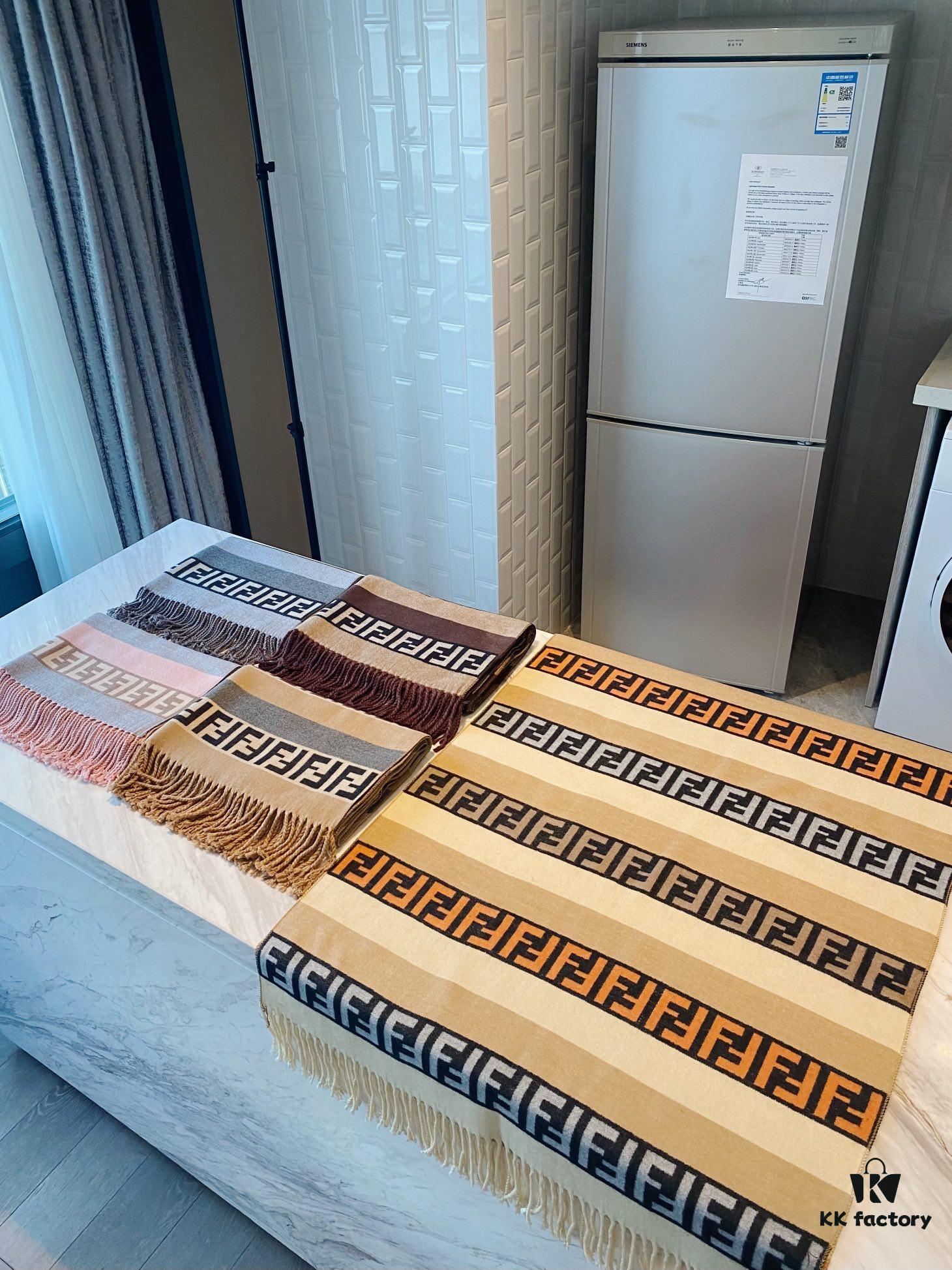 FENDI Winter New Arrival FF Monogram Scarf