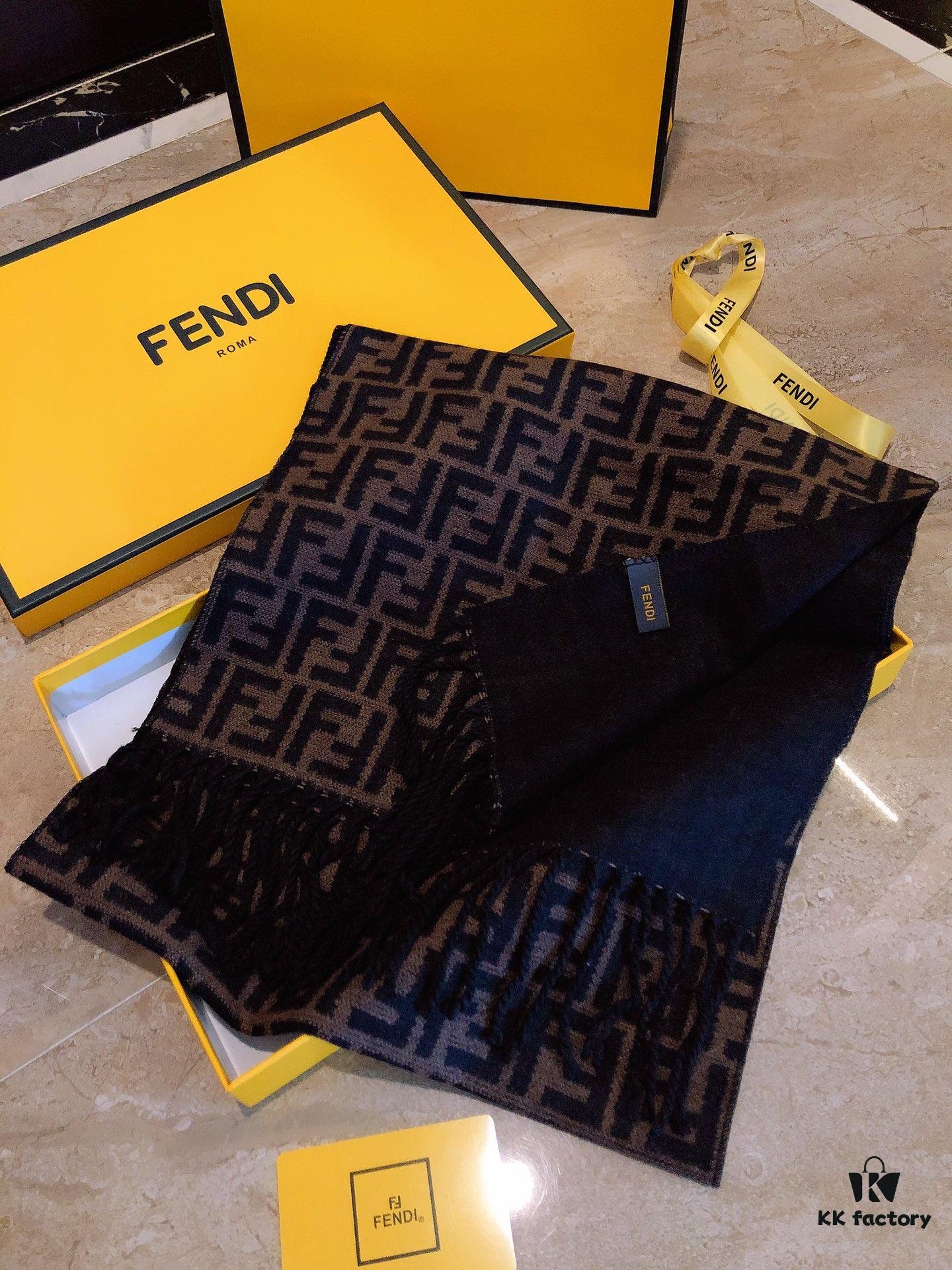 FENDI (Fendi) Same as Boutique High-End Scarf