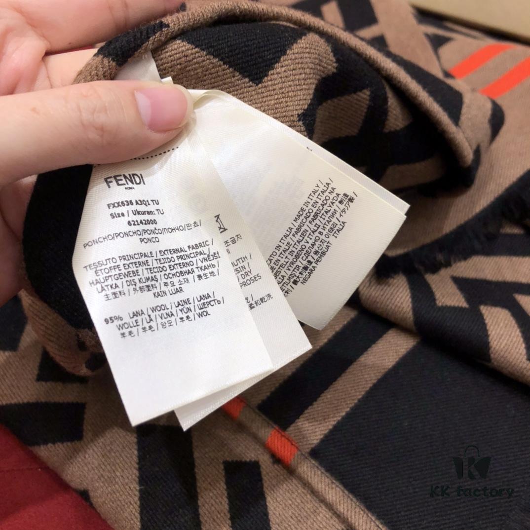 FENDI This Autumn-Winter's Most Stylish FENDI🖤 Classic FF Monogram Cape, Retro and Elegant, Double-Sided Color, Versatile and Chic, 95% Wool 5% Silk, 140cm x 140cm