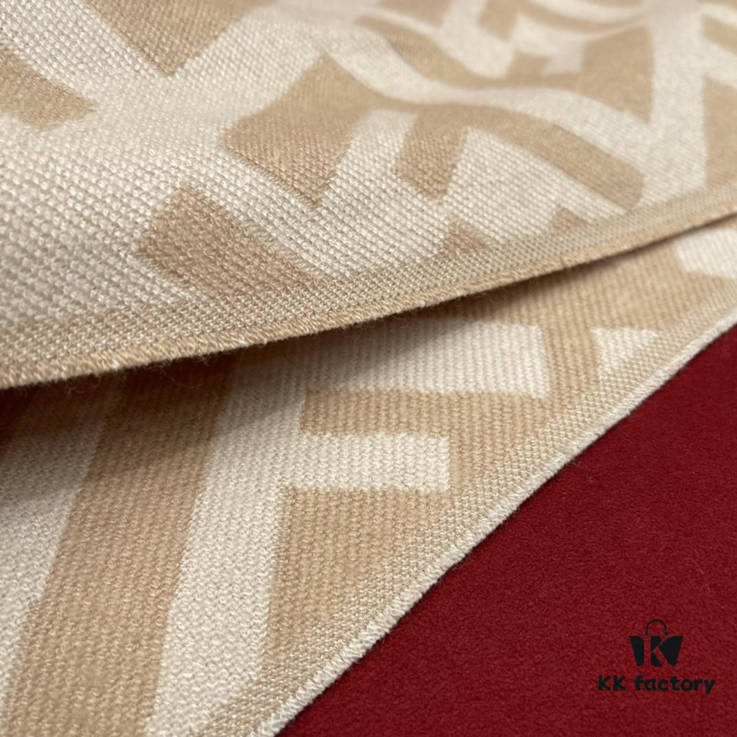 New Color Fendi Large Fringe Logo Double-Sided Cashmere Scarf FF Monogram in Perfect Autumn-Winter Hue