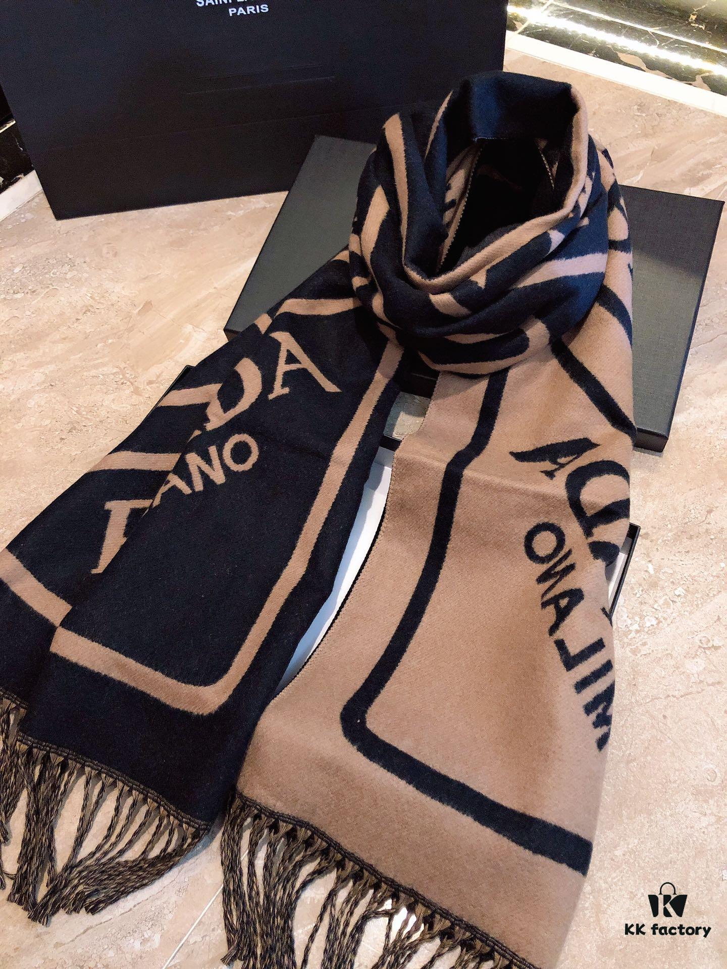 Prada Latest Couple Scarf Double-Sided Jacquard Scarf, Large and Minimalist, The Ultimate Choice for Successful Men, Classic Pattern with Logo Design, Fashionable Colors Exuding a Sophisticated Atmosphere, Fully Meeting Your Demands for Style and Quality