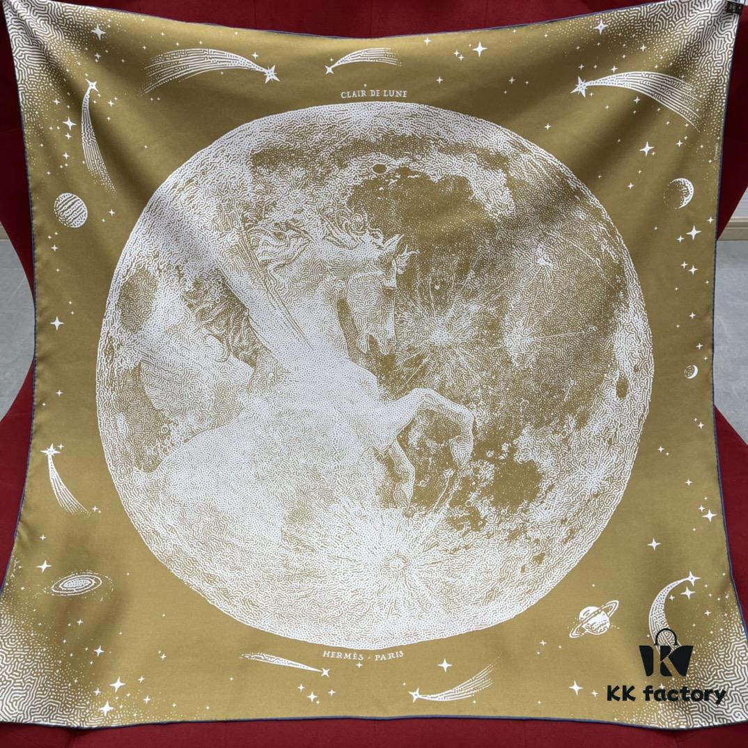 HERMES Double-Sided White Moonlight Square Scarf, Elegant Color Scheme – Reversible Design, 100% Mulberry Silk, 90*90CM