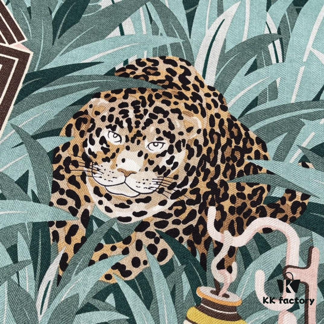 Hermes Shawl with Twelve Leopard Motif, 70% Cashmere and 30% Mulberry Silk, Popular 140x140 Size