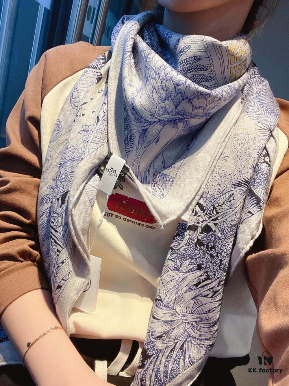 Hermes Rare Garden Sketch Collection Scarf - Exquisite Silk Cashmere Blend, 140x140cm