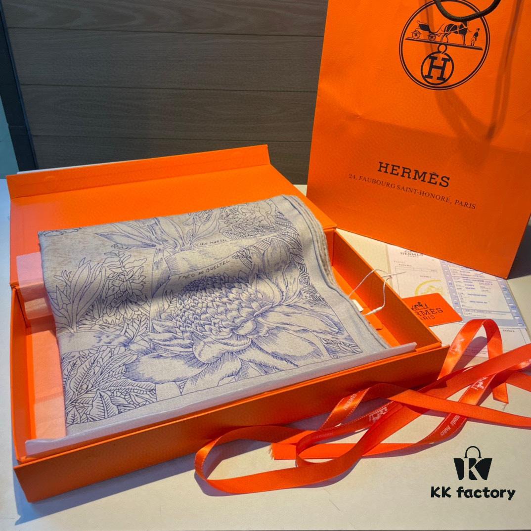 Hermes Rare Garden Sketch Collection Scarf - Exquisite Silk Cashmere Blend, 140x140cm