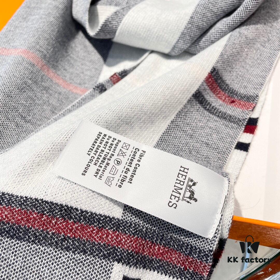 2022 Latest Designer Scarf from Hermès – Premium Woven Cashmere, Ultra-Soft and Luxurious