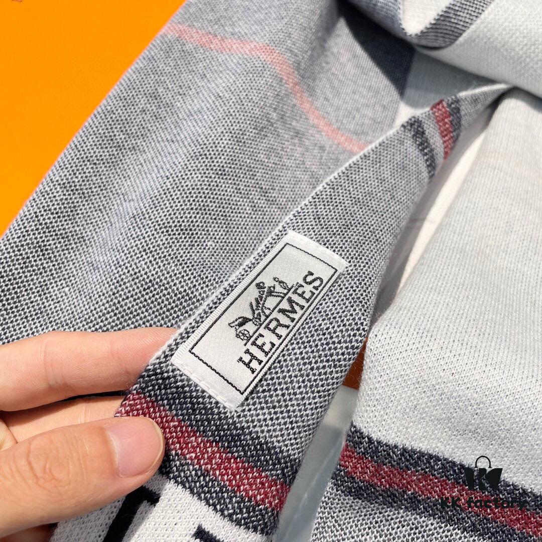 2022 Latest Designer Scarf from Hermès – Premium Woven Cashmere, Ultra-Soft and Luxurious