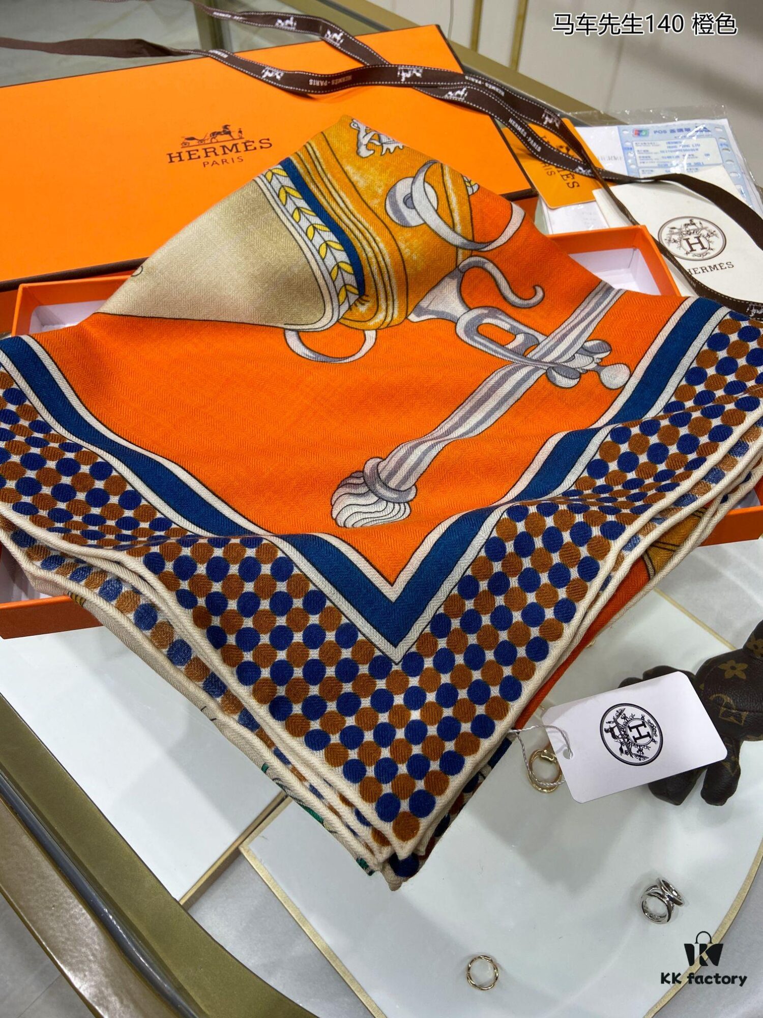 New Cashmere Scarf 👏👏 Everyone Who Buys Says It's Beautiful! Recommended 💕 [Mr. Carriage 140] Cashmere Square Scarf, Top-Tier Craftsmanship at an Incredible Value! Gift Like Hermès Counter Bestseller 🎁💟