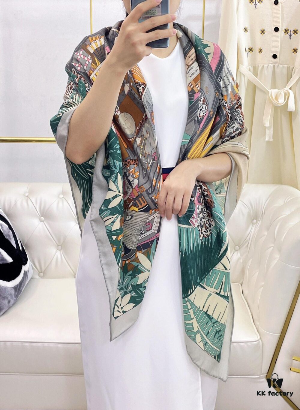 Hermes Counter Synchronized Luxury Cashmere Scarf 【Twelve Leopard Design🐆】Top Craftsmanship, Highly Recommended for Its Stunning Appearance and Exceptional Value