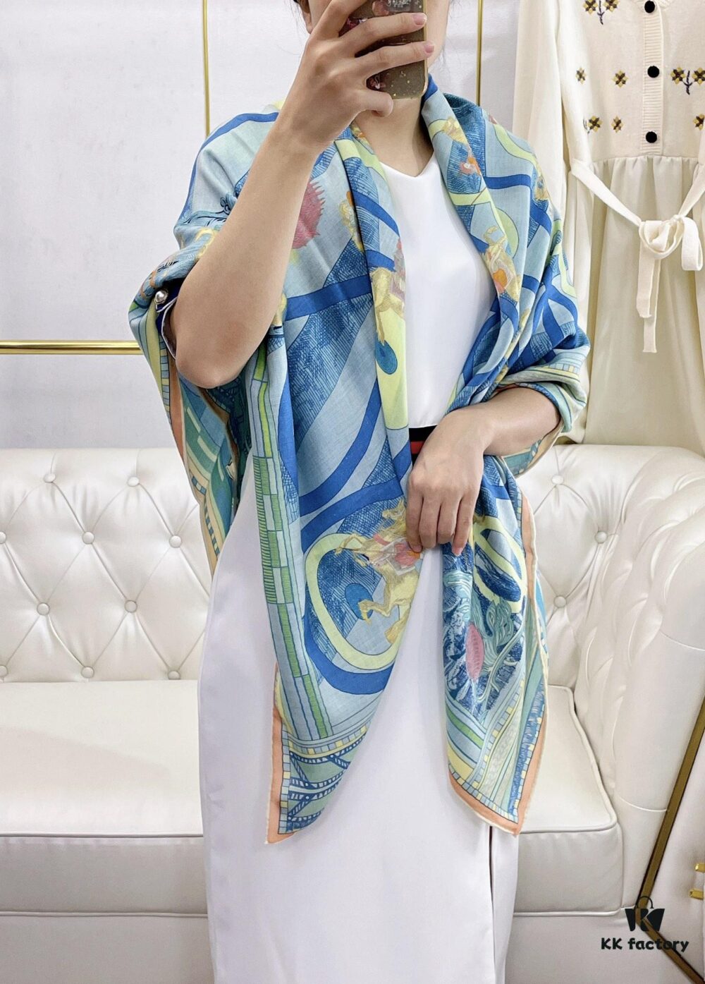 Double-Sided Two-Tone Cashmere Scarf 'You Hui Zhuan Bu and Snake Advance 140' - New Arrival