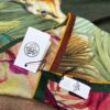 New Cashmere Scarf 🆕🏇🏇 Buyers Rave About the Style! 💕【Colorful Lantern Flower Double-Sided 140】Cashmere Square Scarf, Two-Sided Dual Color Design, Premium Craftsmanship, Exceptional Value! Gift-Worthy Like Hermès 🔖💟