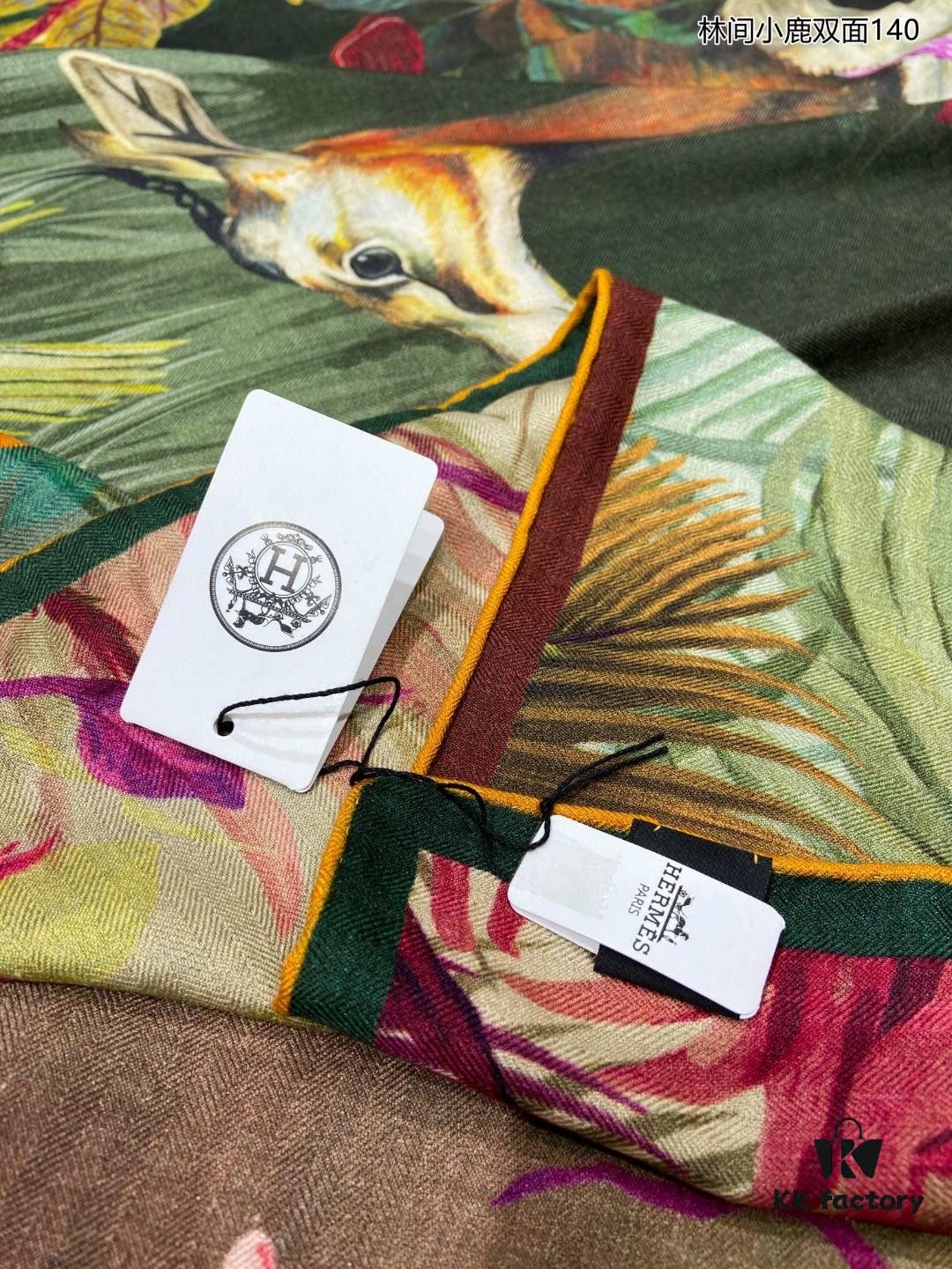 New Cashmere Scarf 🆕🏇🏇 Buyers Rave About the Style! 💕【Colorful Lantern Flower Double-Sided 140】Cashmere Square Scarf, Two-Sided Dual Color Design, Premium Craftsmanship, Exceptional Value! Gift-Worthy Like Hermès 🔖💟