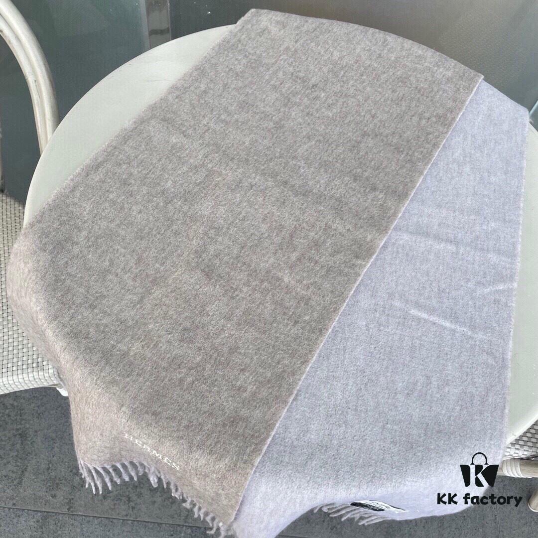 Hermes · Hermès Paris Fashion Show Business Unisex Double-Sided Cashmere Shawl