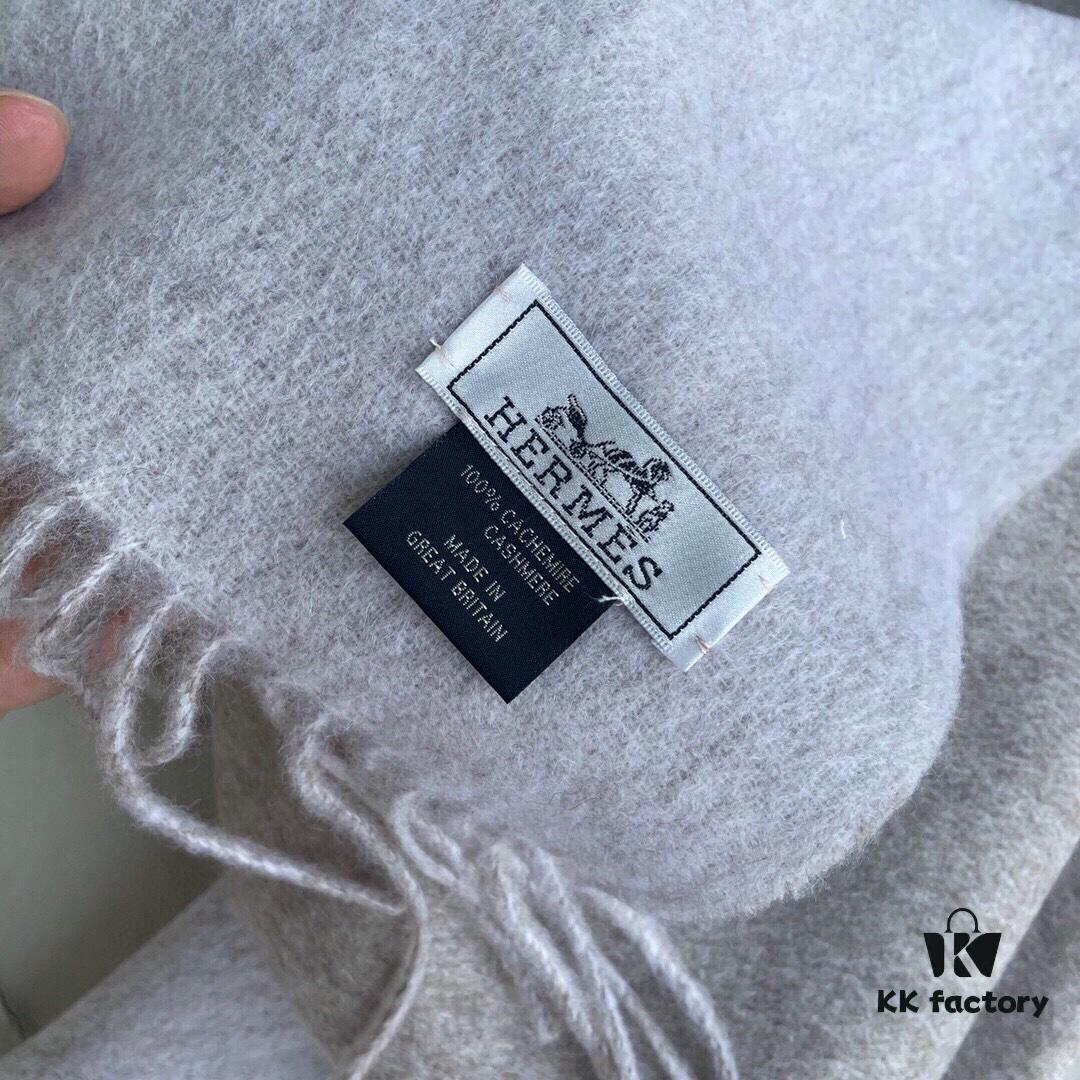 Hermes · Hermès Paris Fashion Show Business Unisex Double-Sided Cashmere Shawl