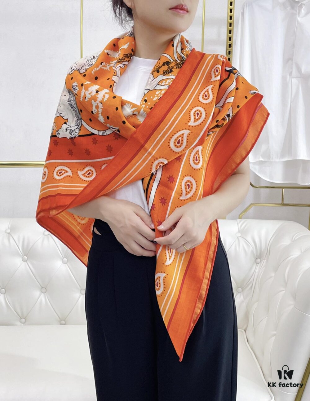 Chic New Arrival! [Galloping Horse 140] Cashmere Scarf – 70% Cashmere + 30% Silk, Luxurious Craftsmanship, Elegant 3D Pattern, Premium Quality at an Unbeatable Value