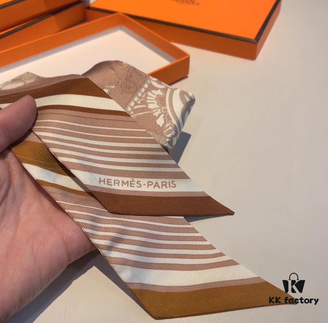 Hermès Twilly, Popular 'Book Stamp' Design, 18 Momme Heavyweight Silk Twill, Delicately Rolled Edges, 5×85 cm