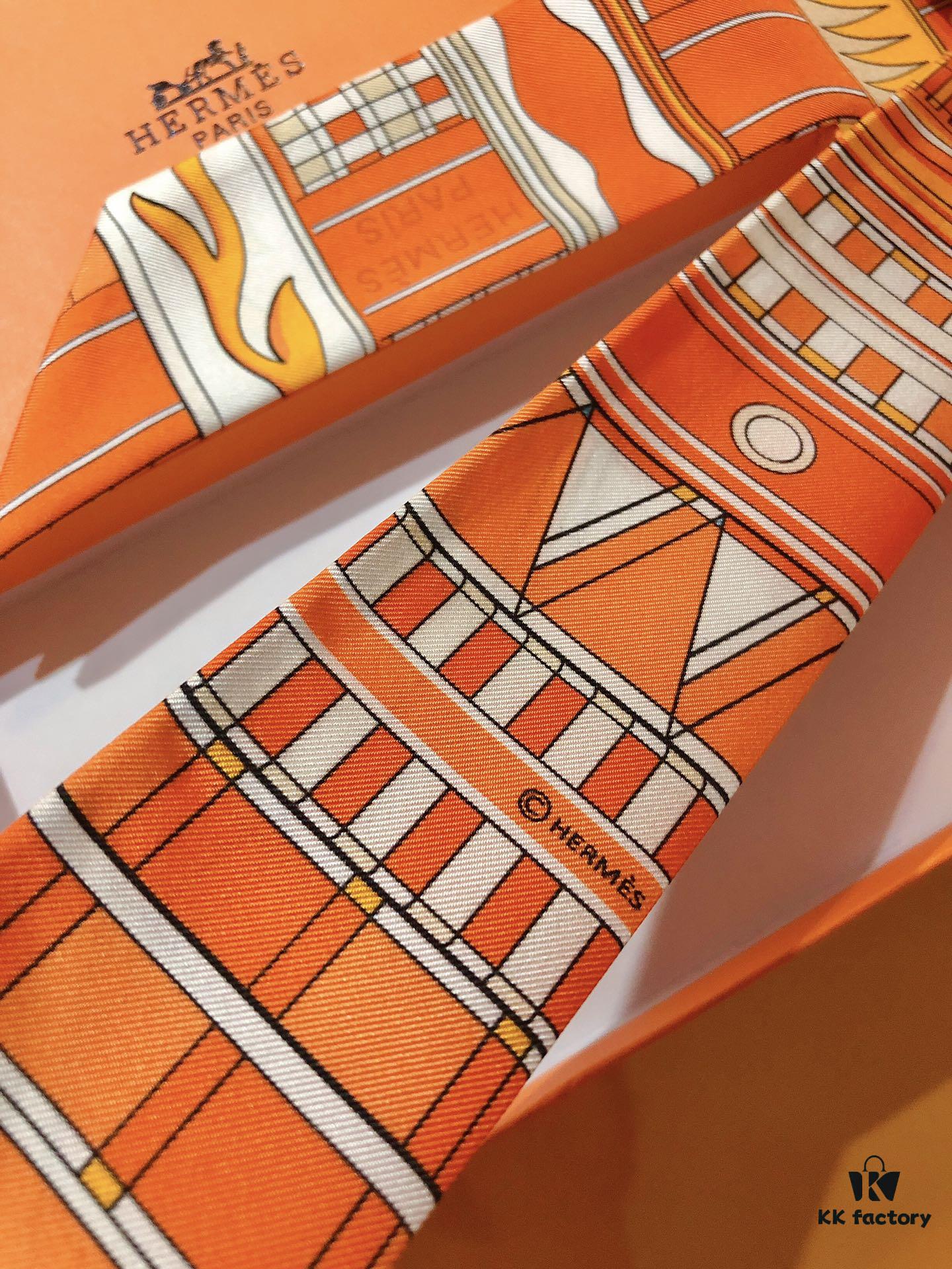 Hermès New Twilly 'Rotating Loop' - Inspired by the 'Rotating Loop' Scarf Design