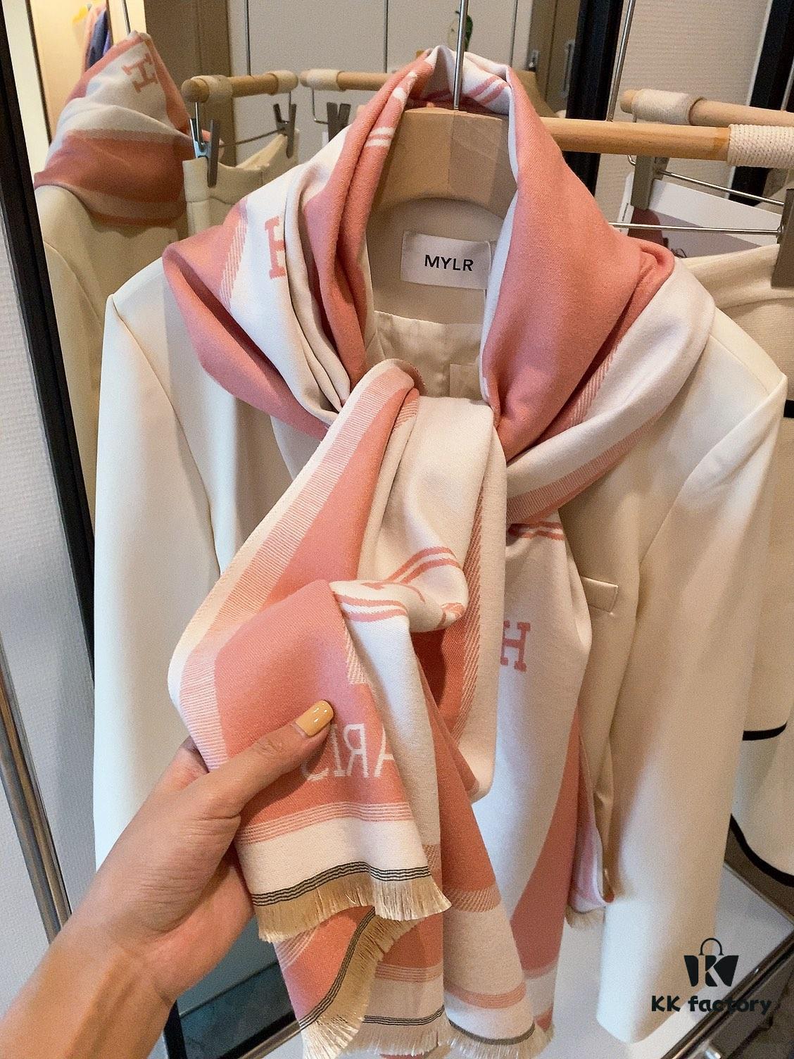 Hermès Super Premium Scarf Arrives – A New Milestone in Luxury Design