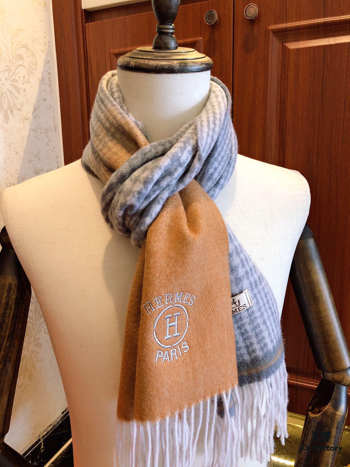 Hermes Wool Scarf – Unisex Luxury Design, Soft and Elegant, Perfect for Formal or Casual Wear