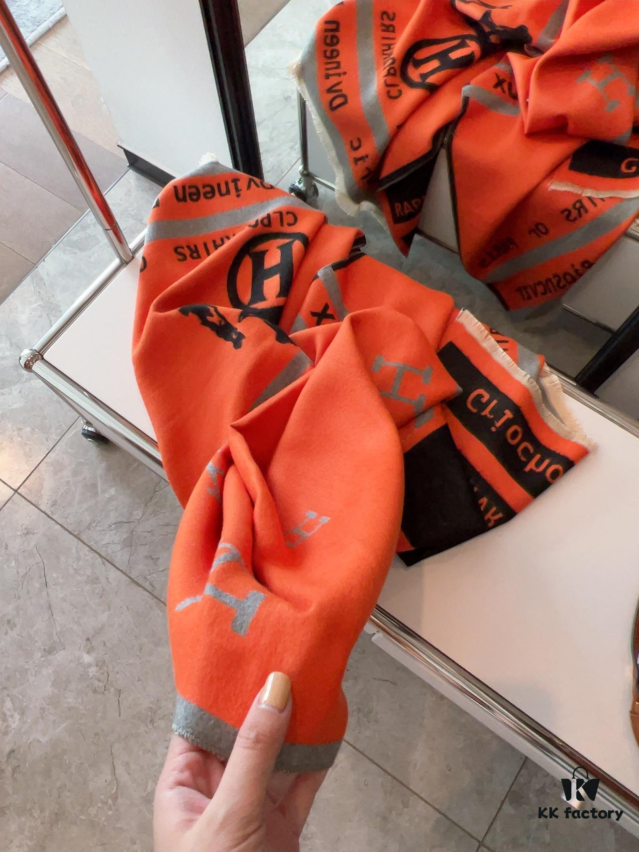 New Cashmere Scarf - 'Luxury Carriage Cashmere 140', 100% Pure Cashmere, Top Craftsmanship, High-End Design, Loved by Fashion Enthusiasts