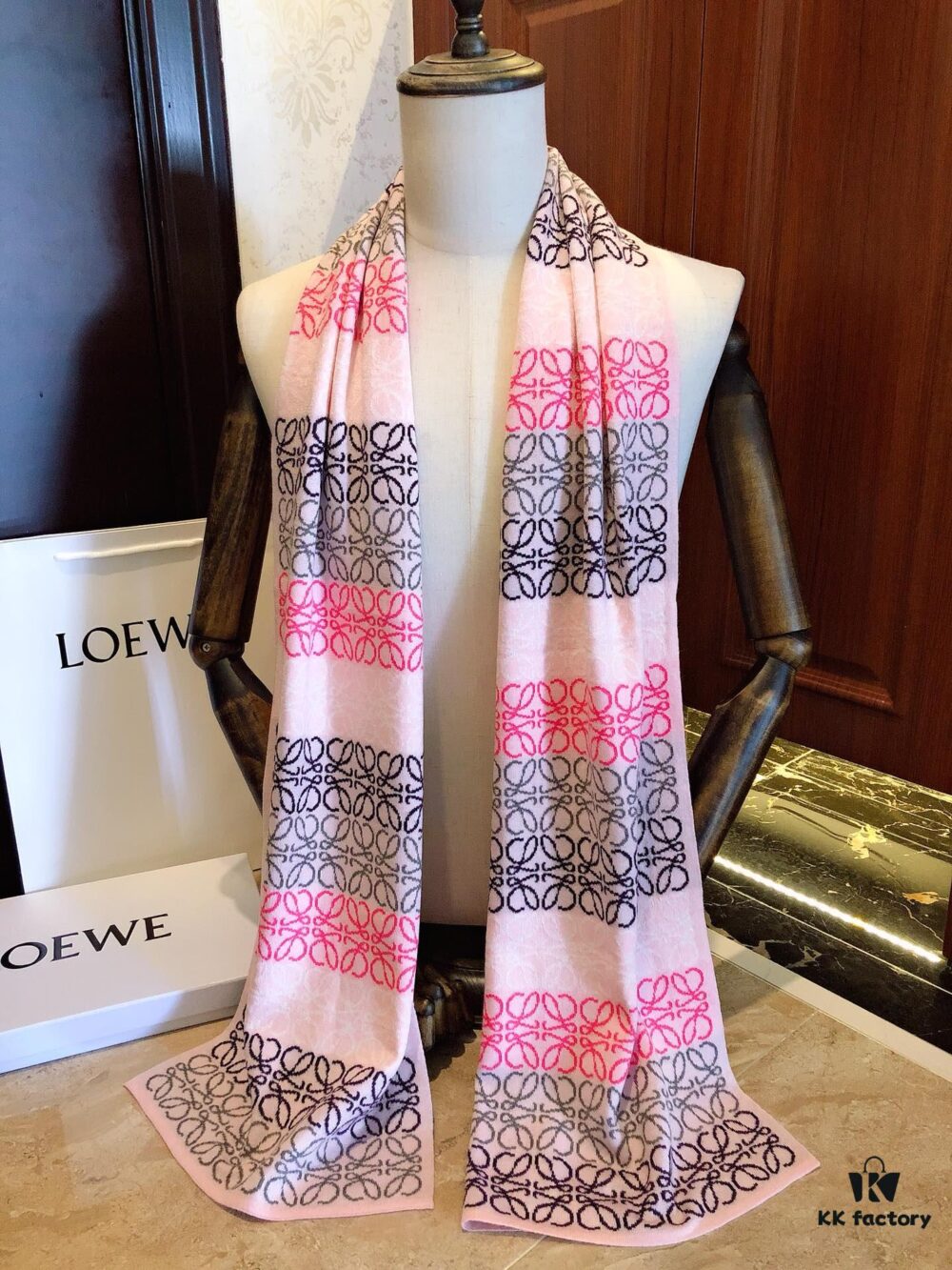 LOEWE Men's Cashmere Knit Scarf, High-End Classic Design, Matches Store Version