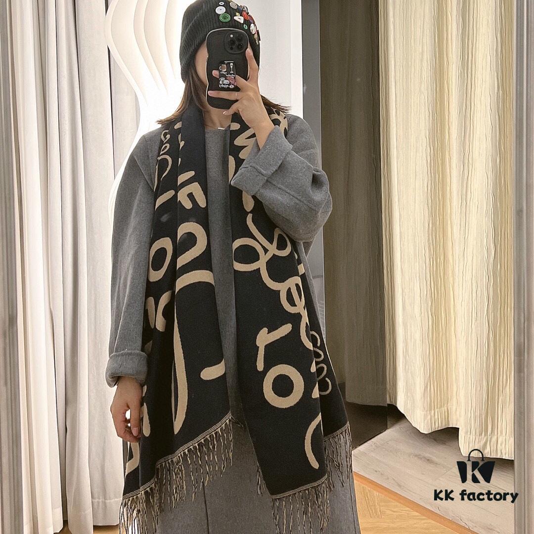 Loewe 2022 Latest Graffiti Design Reversible Scarf Unisex