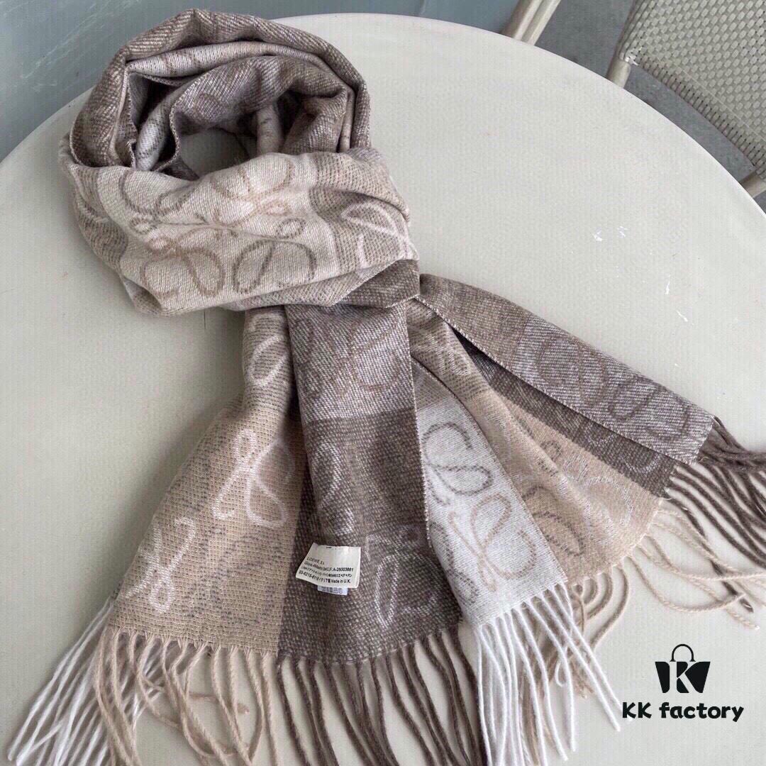 Loewe · Gradient Checkered Pattern Scarf