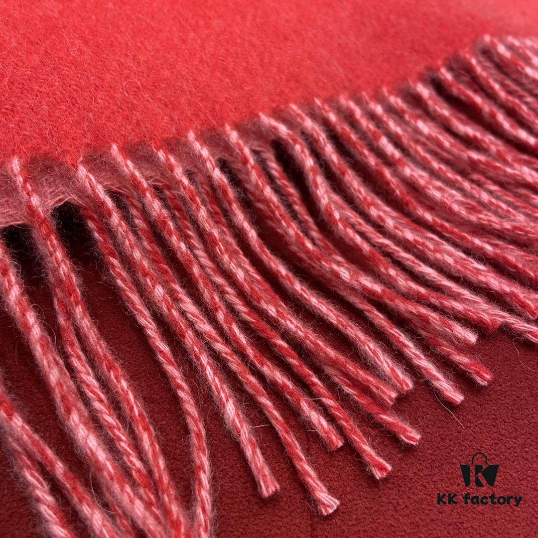 Watermelon Red LOEWE Classic Unisex Scarf – Winter Must-Have – 90% Wool + 10% Cashmere, 30x180cm