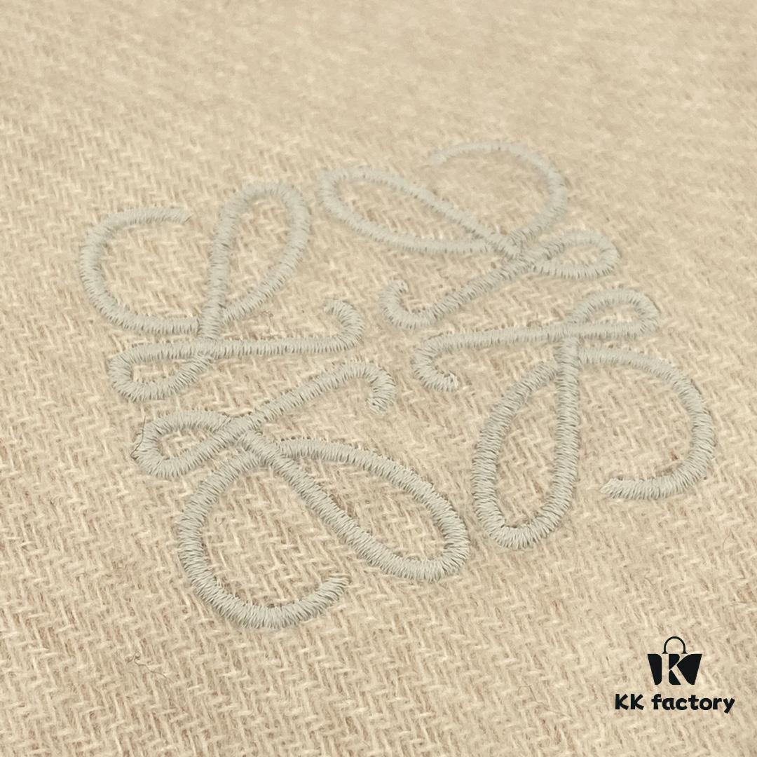 Beige LOEWE Classic Unisex Scarf – Winter Must-Have – 90% Wool 10% Cashmere, Warm and Soft, 30*180CM