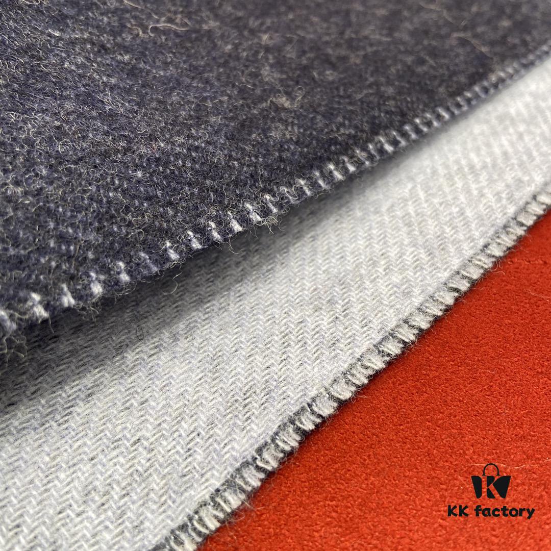 Navy Blue LOEWE Classic Unisex Scarf – Winter Must-Have – 90% Wool + 10% Cashmere, Warm and Soft, 30x180CM