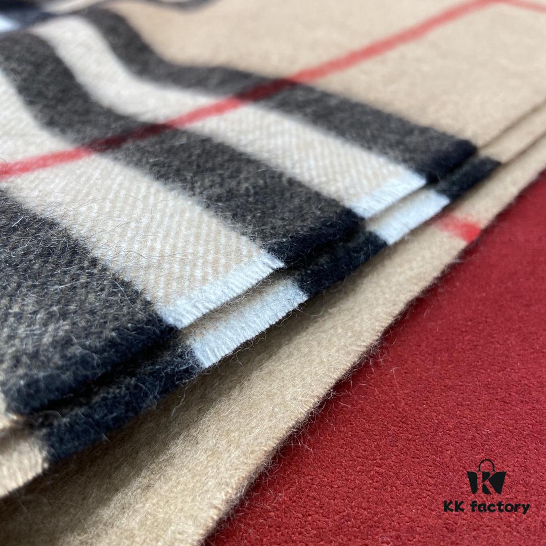 【Collector's Beige】 BURBERRY Classic Entry-Level Bestseller, Timeless Plaid Design, Simple and Elegant Unisex Scarf, An Everlasting Fashion Piece – Upgraded Version with No Color Difference, Original Factory Yarn Material – Size: 168*30cm