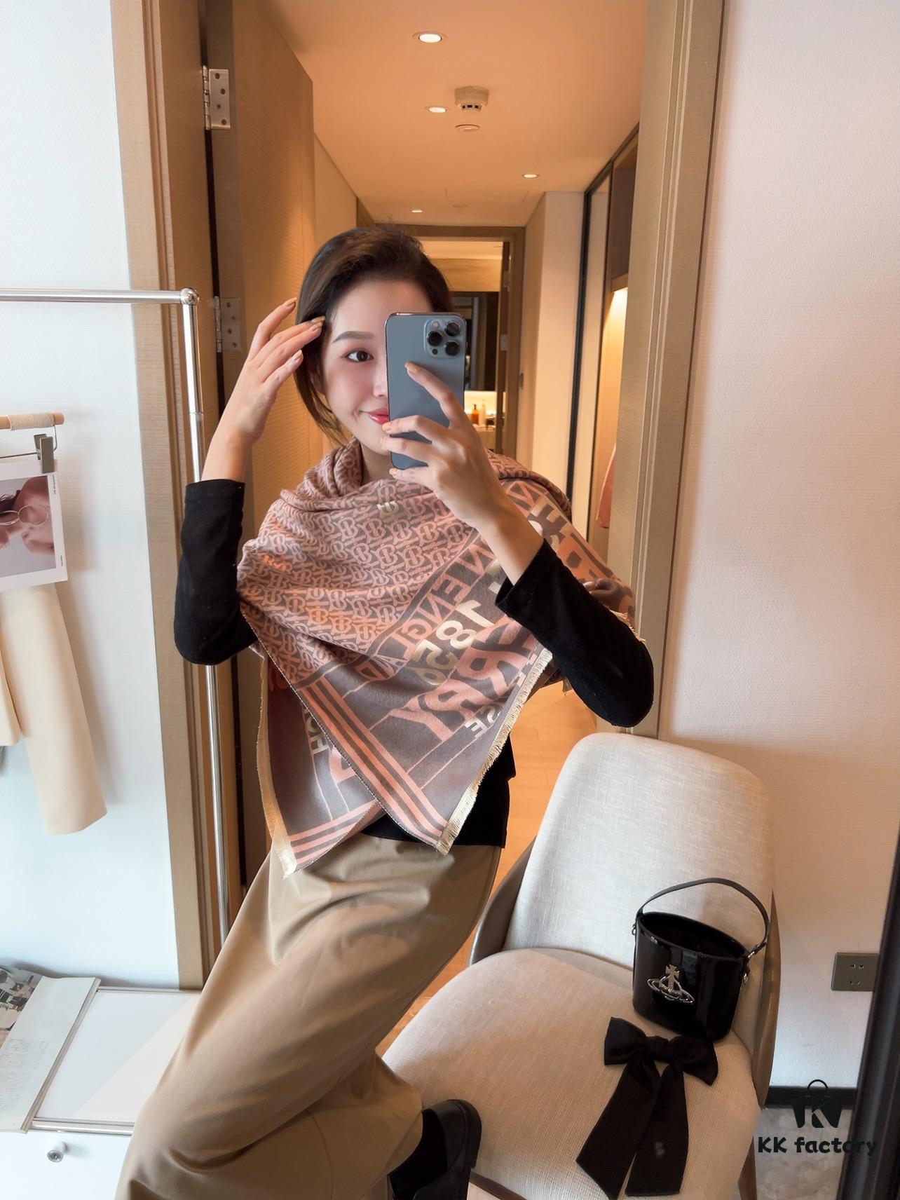 BURBERRY New Launch Cashmere Scarf, Official Website Latest Collection, 100% Premium Goat Cashmere, Classic Check Design, Unisex Stylish Warm Shawl